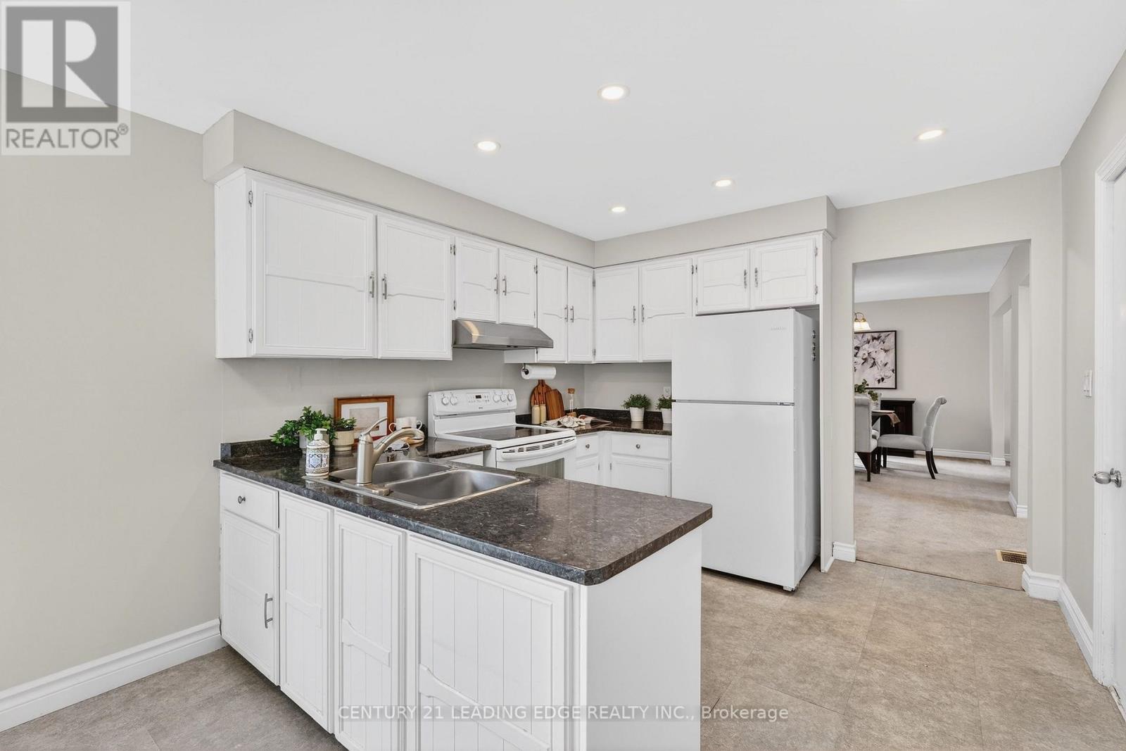 14 Valleycrest Drive, Clarington, Ontario  L1E 1J1 - Photo 13 - E12926744