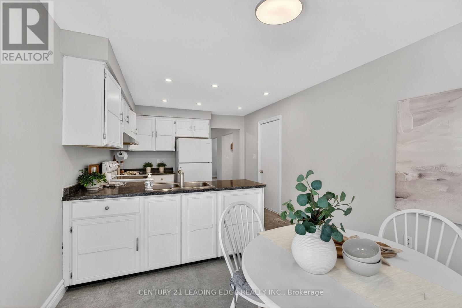 14 Valleycrest Drive, Clarington, Ontario  L1E 1J1 - Photo 14 - E12926744