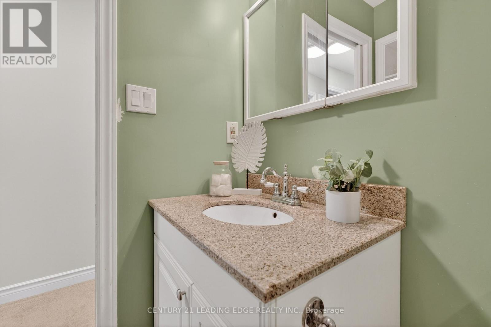 14 Valleycrest Drive, Clarington, Ontario  L1E 1J1 - Photo 36 - E12926744