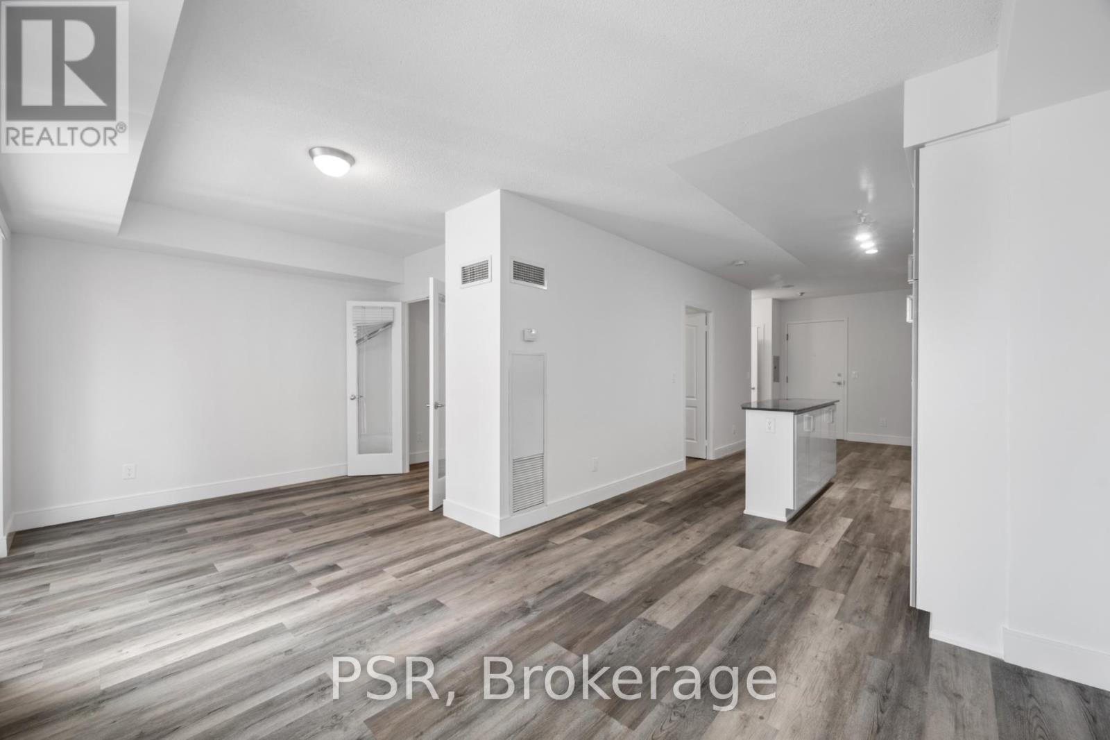 1018 - 50 John Street, Toronto, Ontario  M5V 3T5 - Photo 3 - C12925094