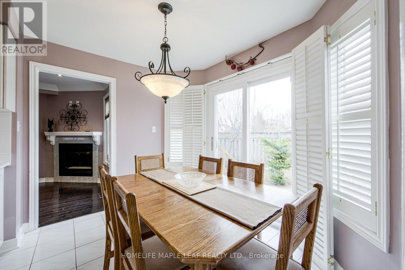 25 Grampian Avenue, Vaughan, Ontario  L6A 2A3 - Photo 13 - N12926710