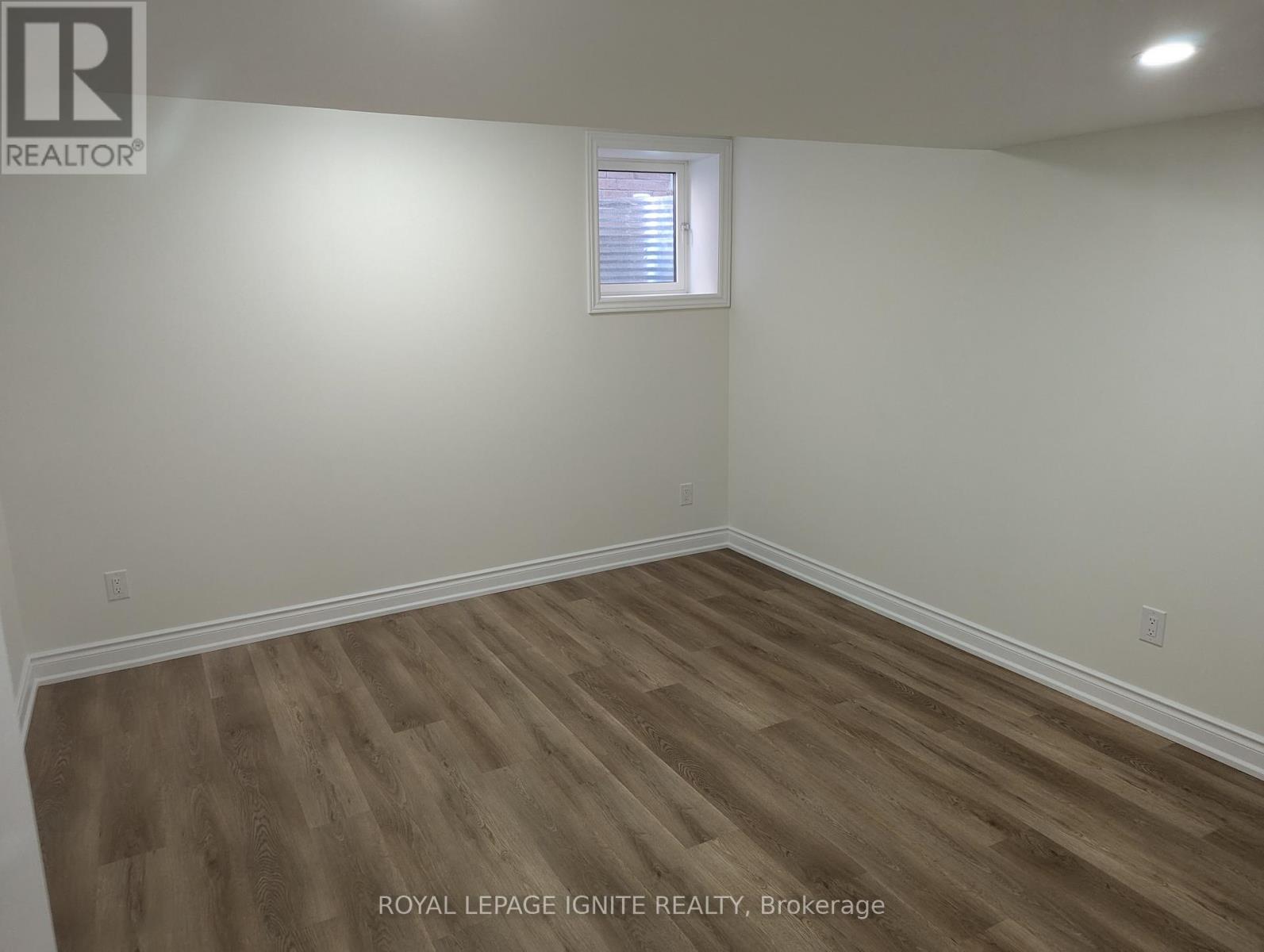 Bsmt - 137 Romanelli Crescent, Bradford West Gwillimbury, Ontario  L3Z 0X7 - Photo 4 - N12926734