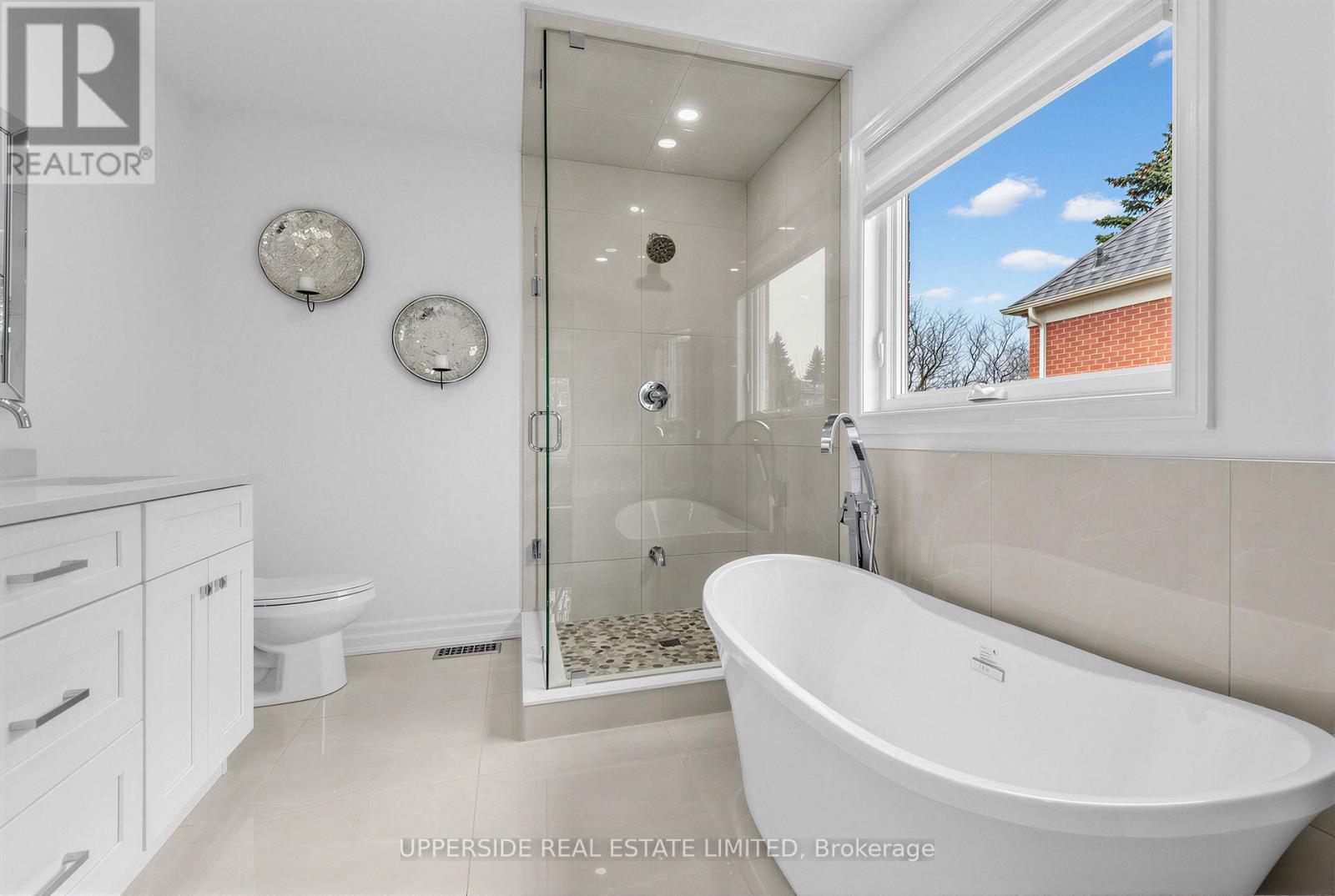 986 Stonehaven Avenue, Newmarket, Ontario  L3X 1P6 - Photo 22 - N12926758