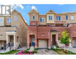 239 HARDING PARK, Newmarket, Ontario