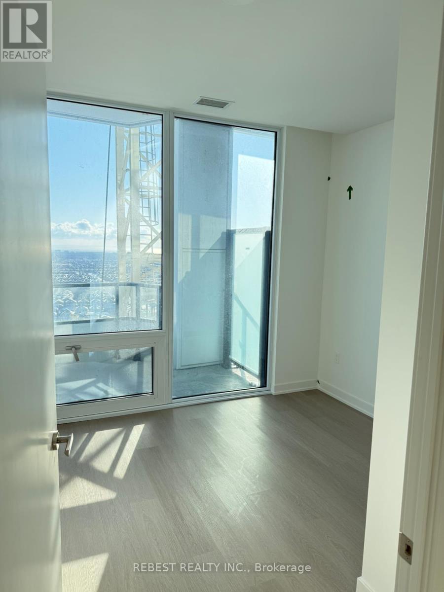 2111 - 448 Burnhamthorpe Road W, Mississauga, Ontario  L5B 0R4 - Photo 2 - W12926678