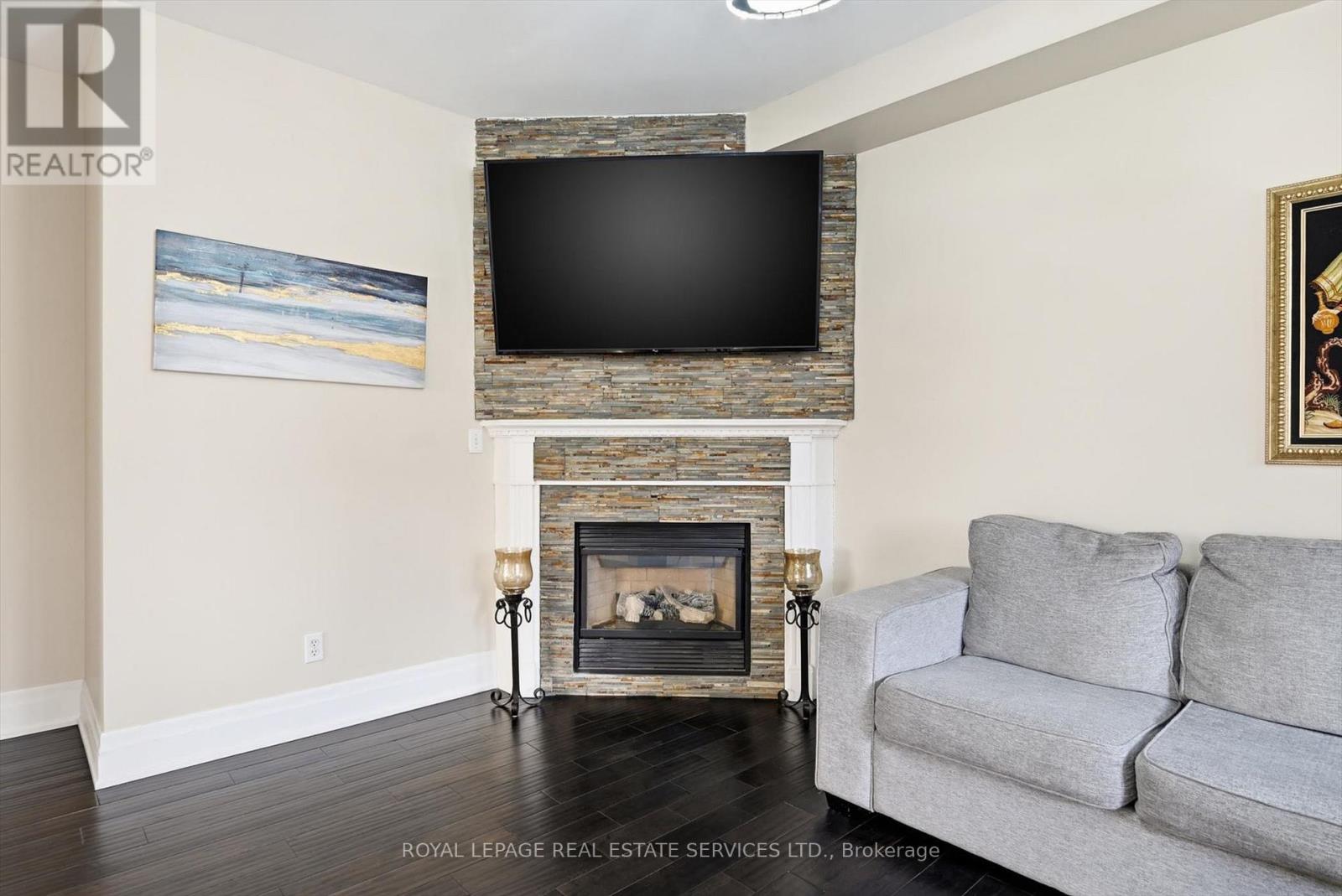 2353 Woodcrest Drive, Oakville, Ontario  L6M 4S2 - Photo 13 - W12926686