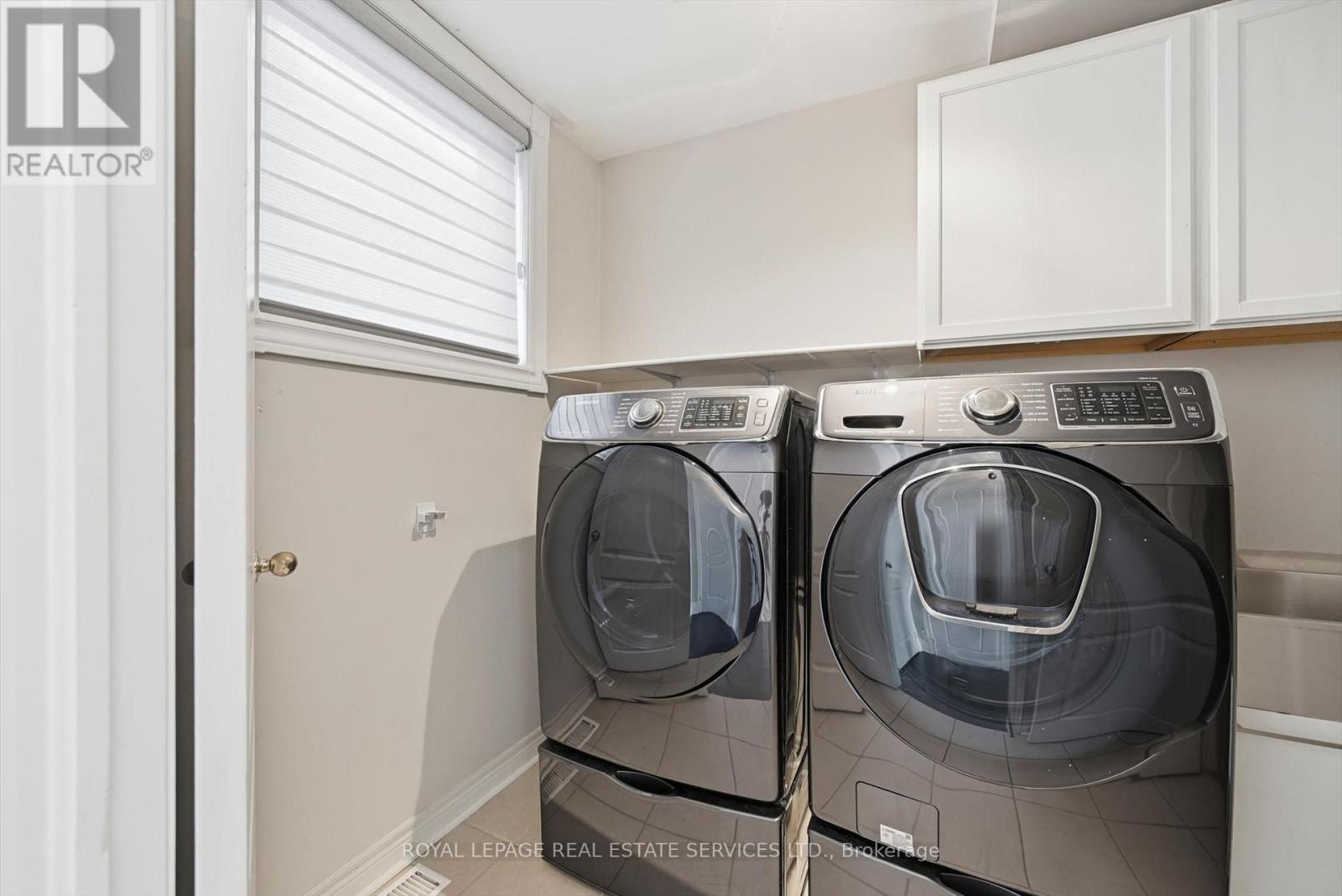 2353 Woodcrest Drive, Oakville, Ontario  L6M 4S2 - Photo 20 - W12926686