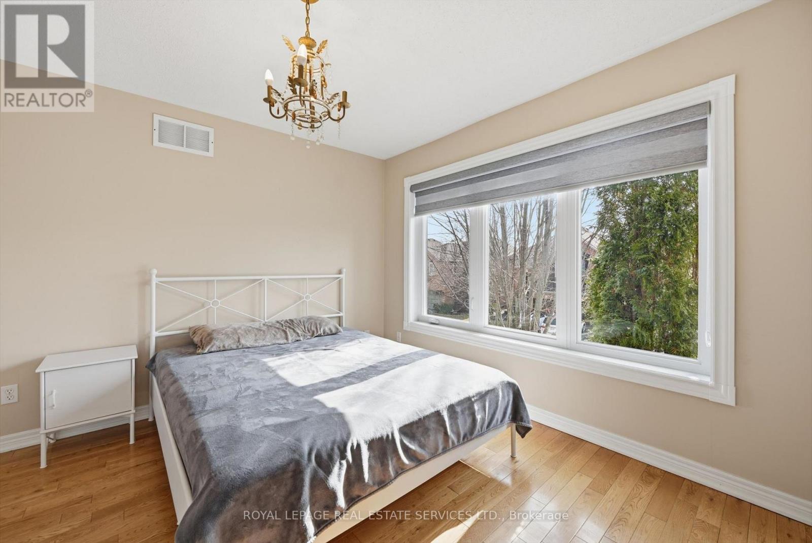 2353 Woodcrest Drive, Oakville, Ontario  L6M 4S2 - Photo 31 - W12926686