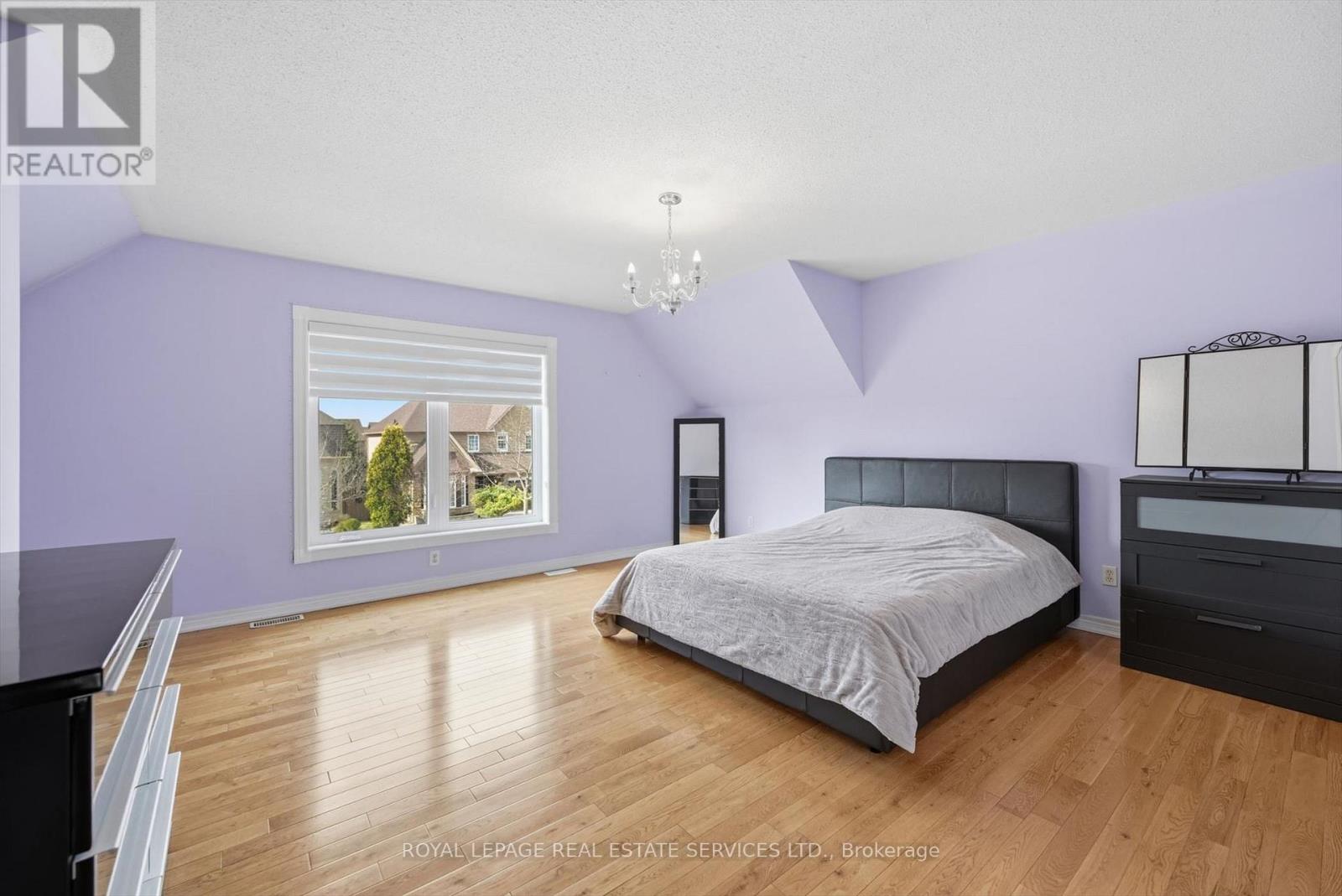 2353 Woodcrest Drive, Oakville, Ontario  L6M 4S2 - Photo 37 - W12926686