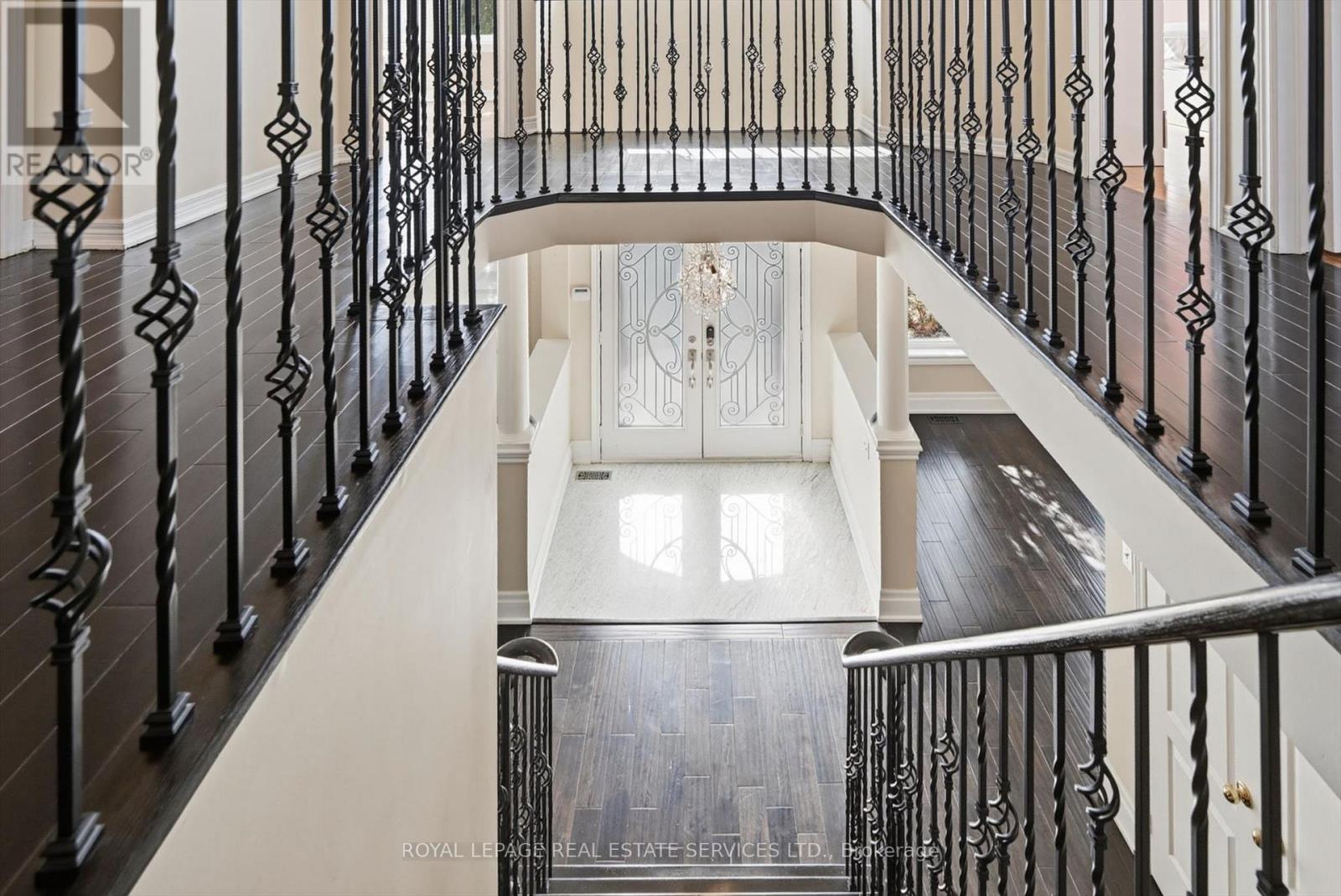 2353 Woodcrest Drive, Oakville, Ontario  L6M 4S2 - Photo 41 - W12926686