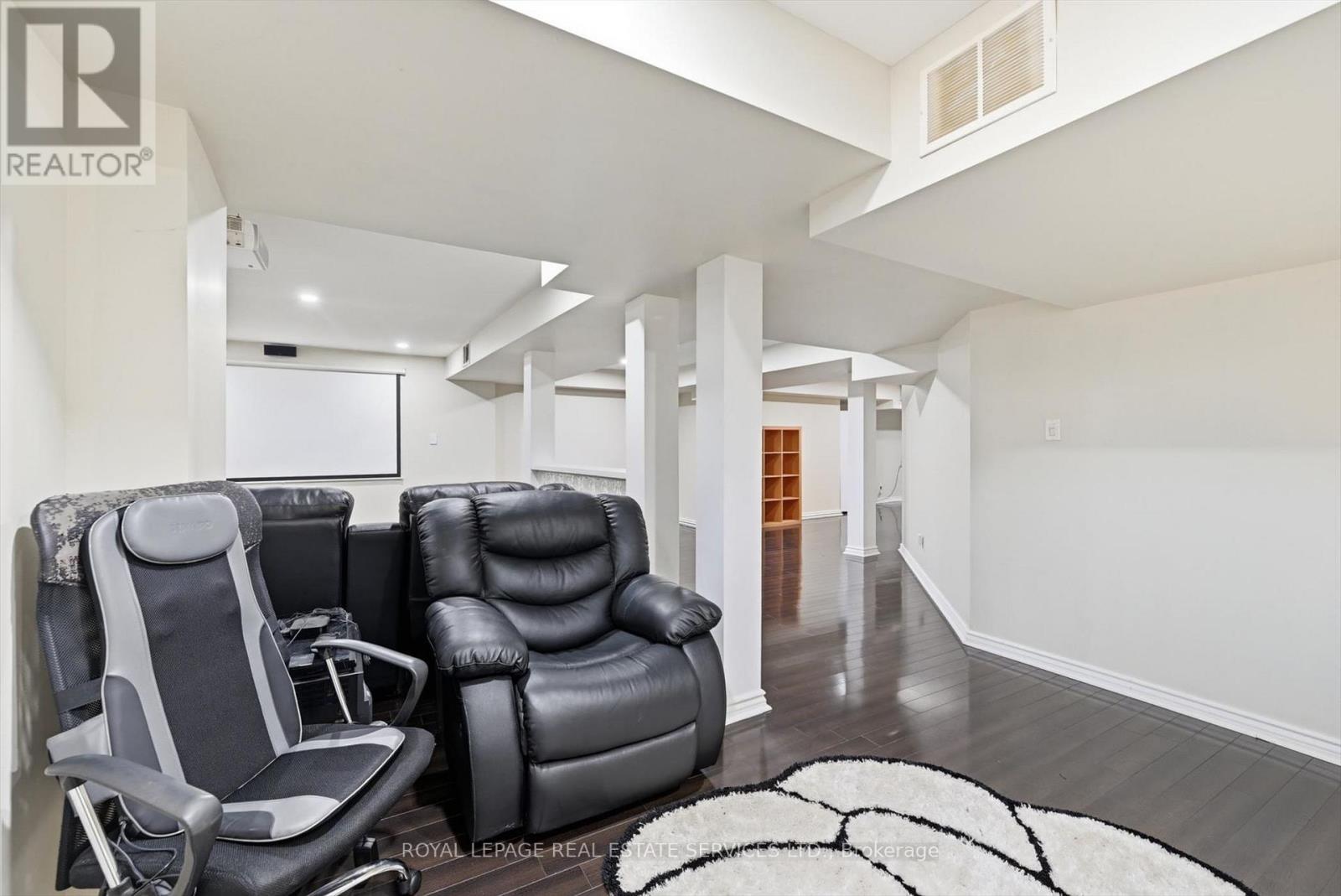 2353 Woodcrest Drive, Oakville, Ontario  L6M 4S2 - Photo 47 - W12926686