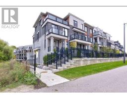 52 - 70 KNOTSBERRY CIRCLE, Brampton, Ontario