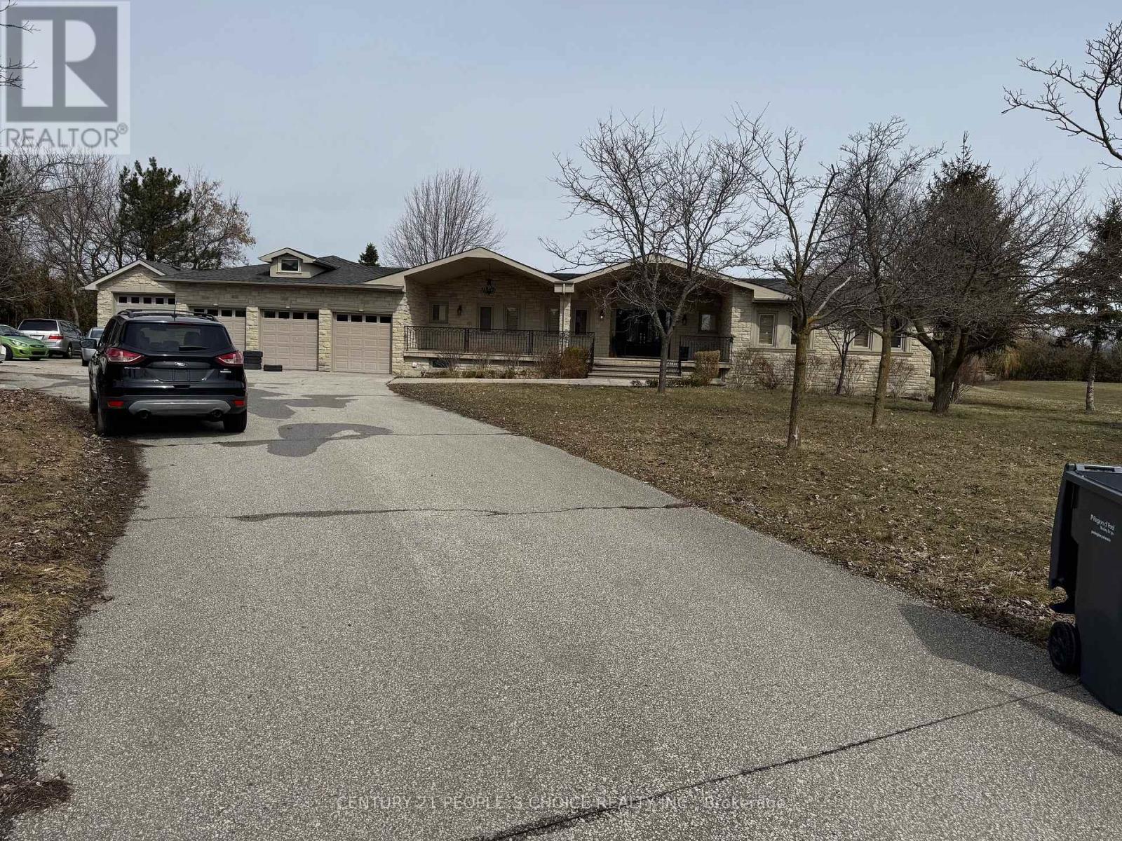 32 Michelangelo Boulevard, Brampton, Ontario  L6P 0H3 - Photo 2 - W12926712