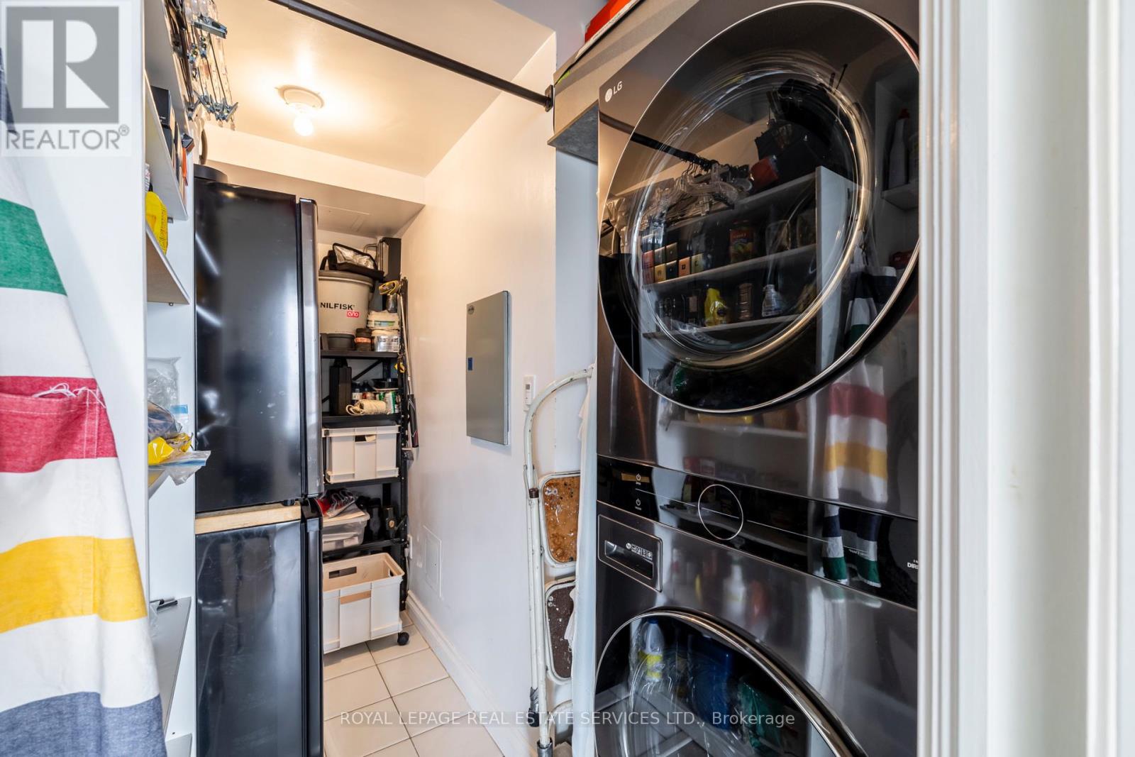 1609 - 1 Palace Pier Court, Toronto, Ontario  M8V 3W9 - Photo 14 - W12926720