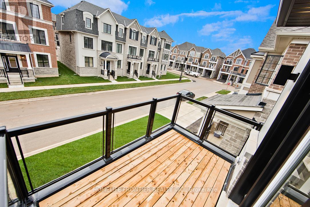 3035 Bramall Gardens, Oakville, Ontario  L6H 7G1 - Photo 16 - W12926724