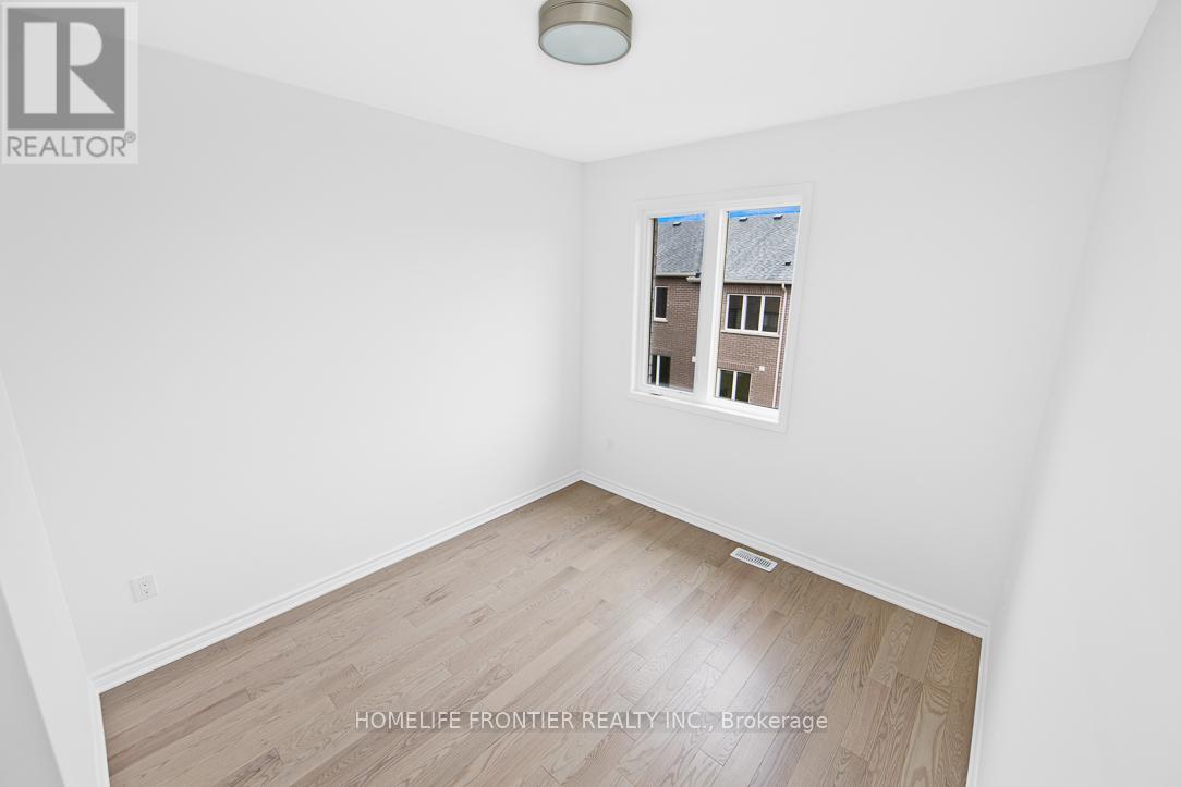 3035 Bramall Gardens, Oakville, Ontario  L6H 7G1 - Photo 18 - W12926724