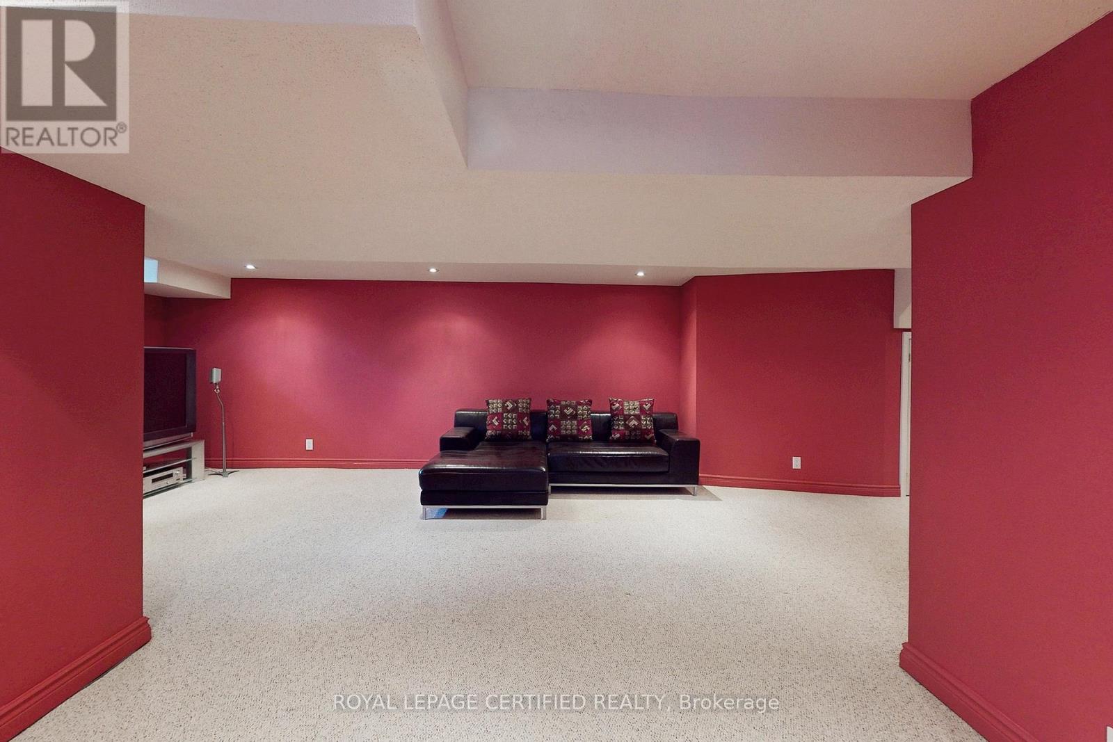 8 Grapevine Road, Caledon, Ontario  L7E 2L2 - Photo 13 - W12926746