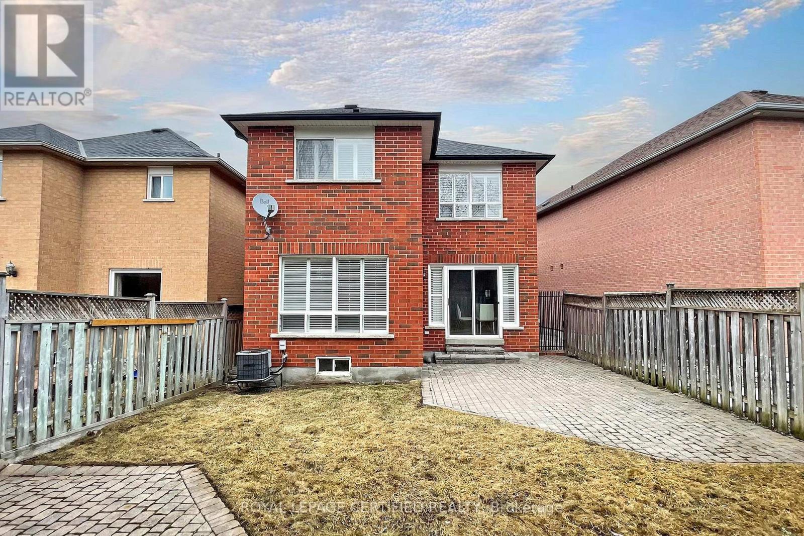 8 Grapevine Road, Caledon, Ontario  L7E 2L2 - Photo 14 - W12926746