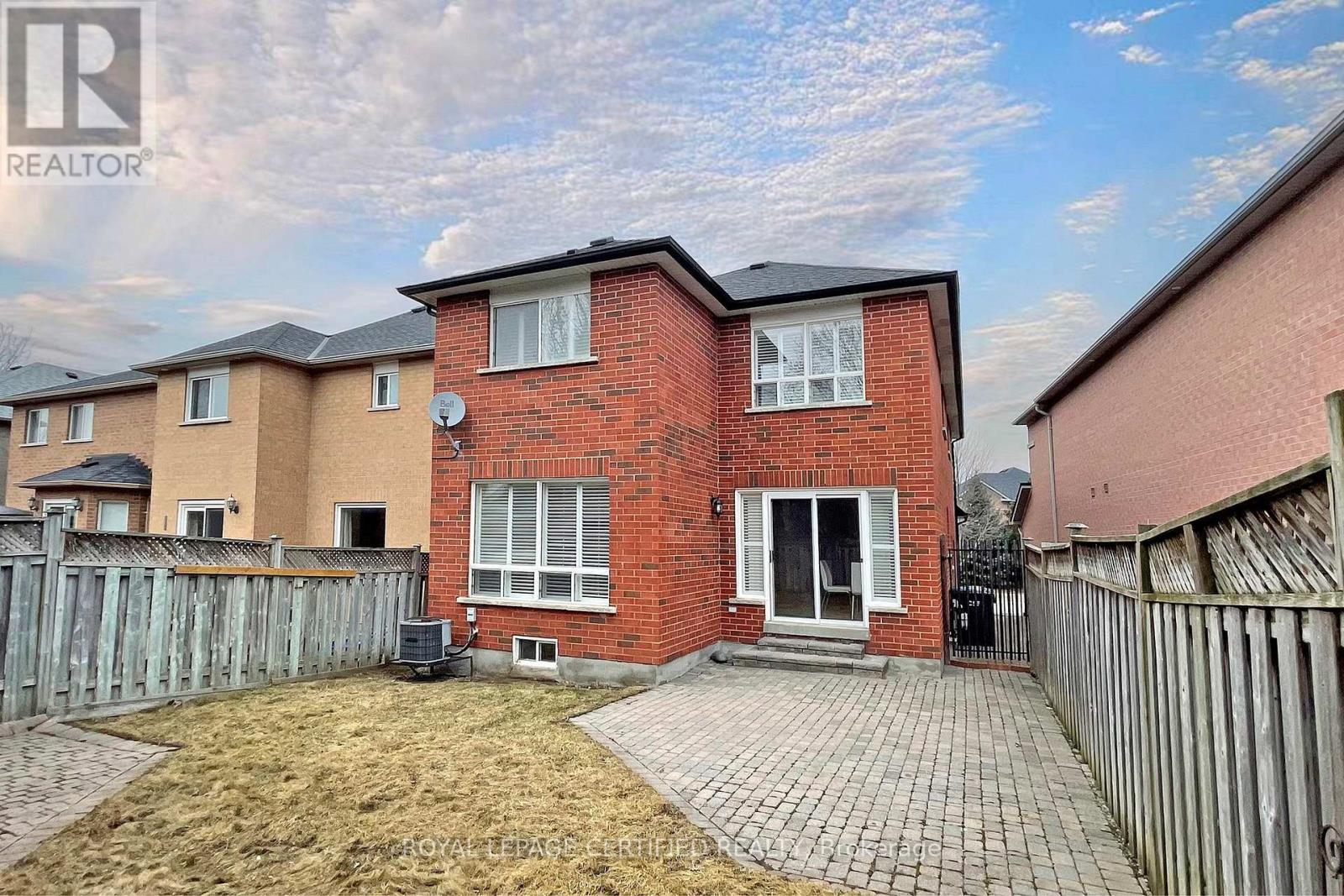 8 Grapevine Road, Caledon, Ontario  L7E 2L2 - Photo 16 - W12926746