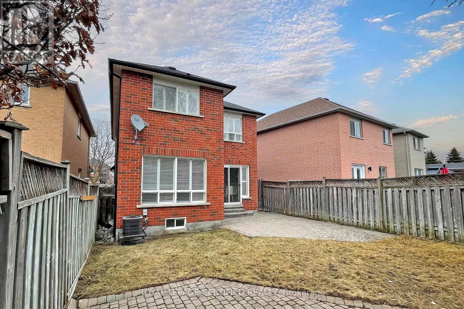 8 Grapevine Road, Caledon, Ontario  L7E 2L2 - Photo 17 - W12926746