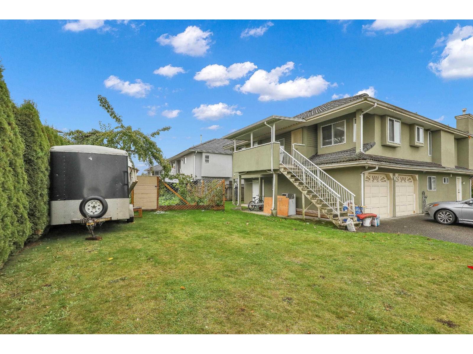 12255 64a Avenue, Surrey, British Columbia  V3W 3R8 - Photo 4 - R3103585