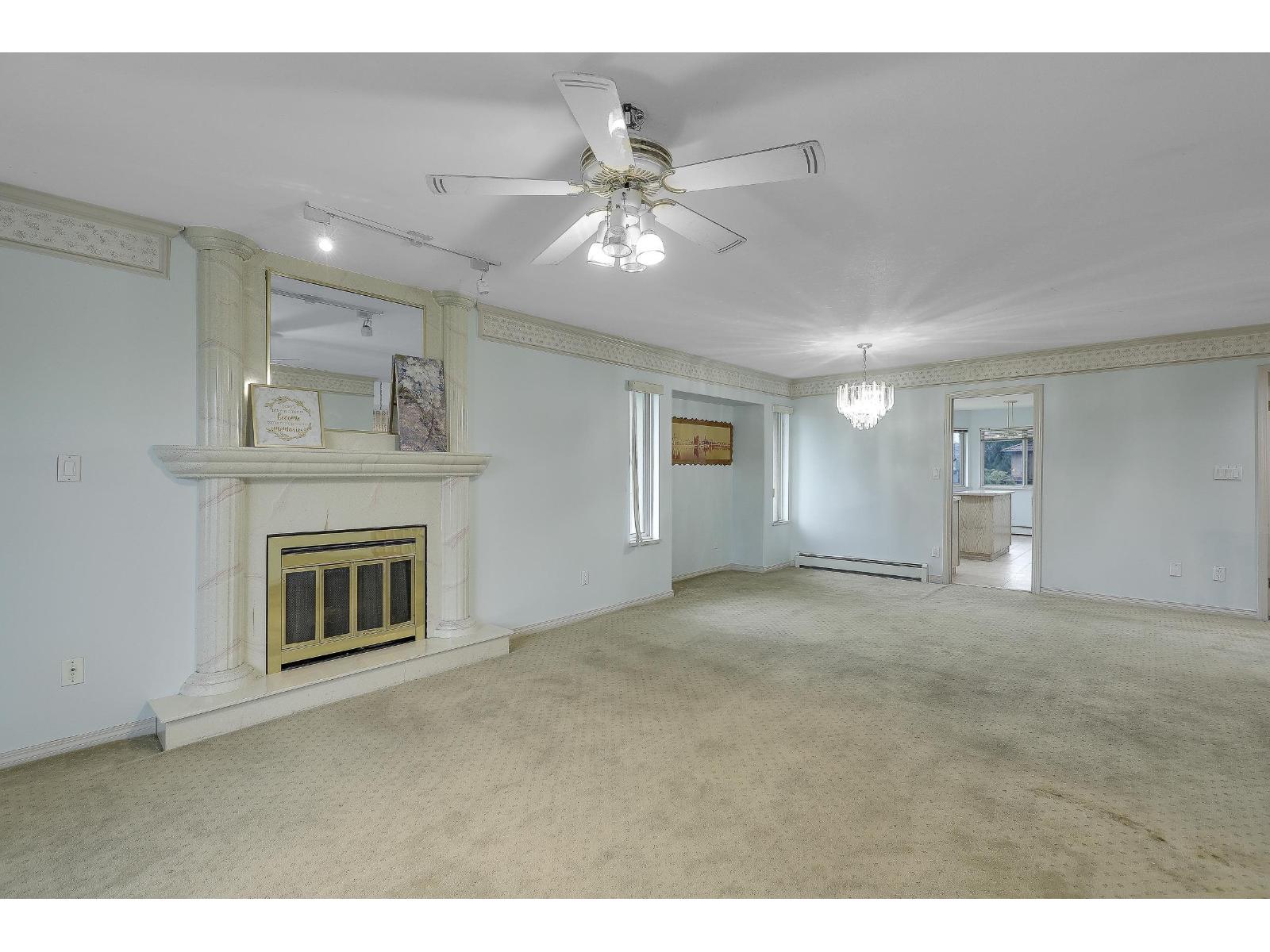 12255 64a Avenue, Surrey, British Columbia  V3W 3R8 - Photo 9 - R3103585