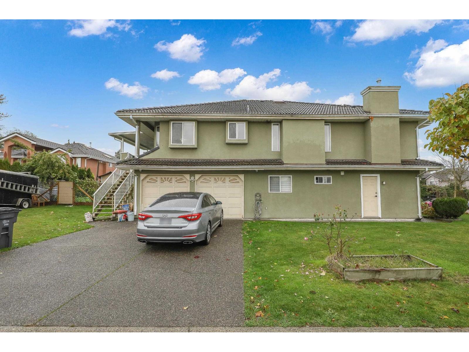 12255 64a Avenue, Surrey, British Columbia  V3W 3R8 - Photo 3 - R3103585