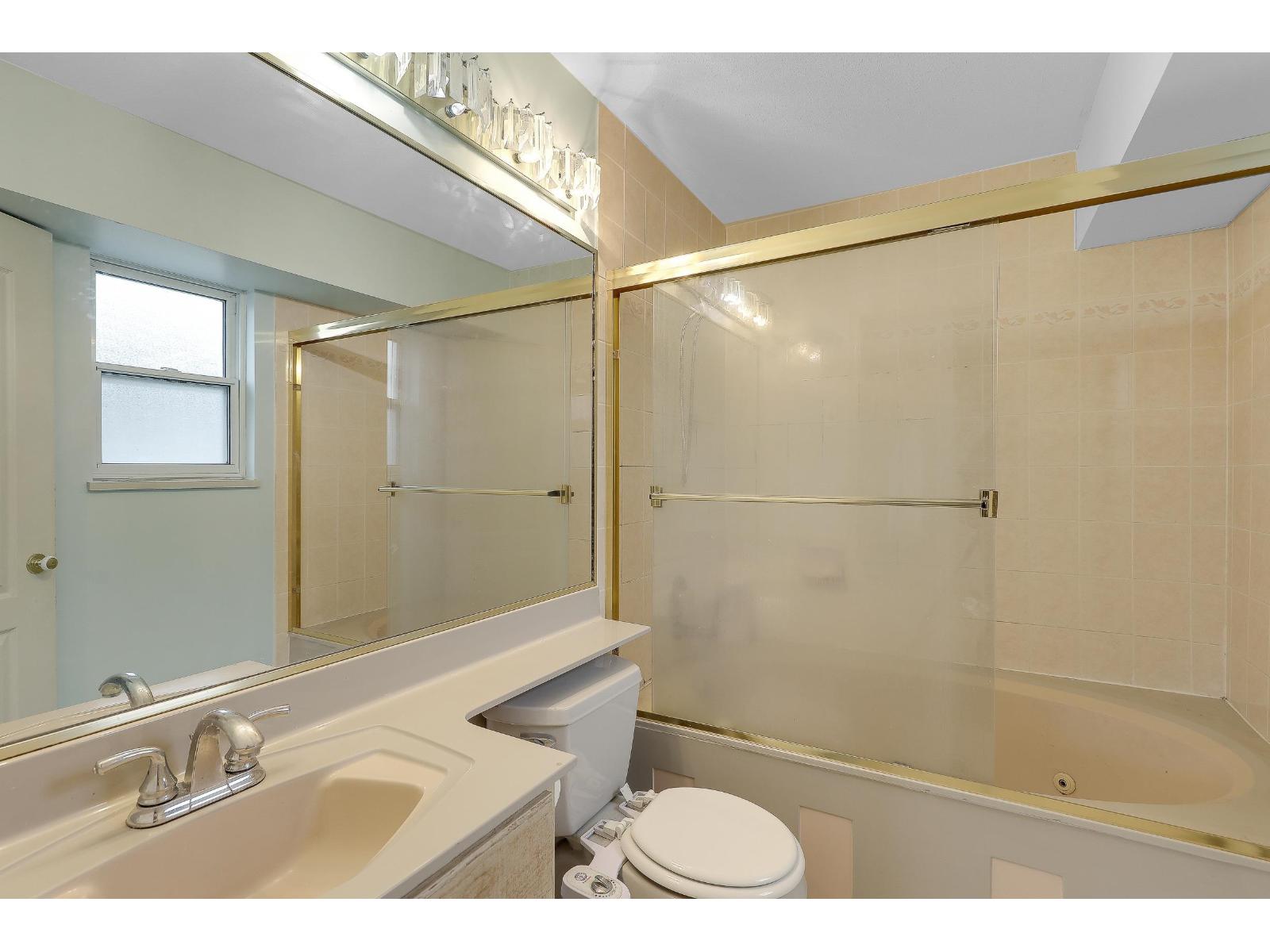 12255 64a Avenue, Surrey, British Columbia  V3W 3R8 - Photo 18 - R3103585