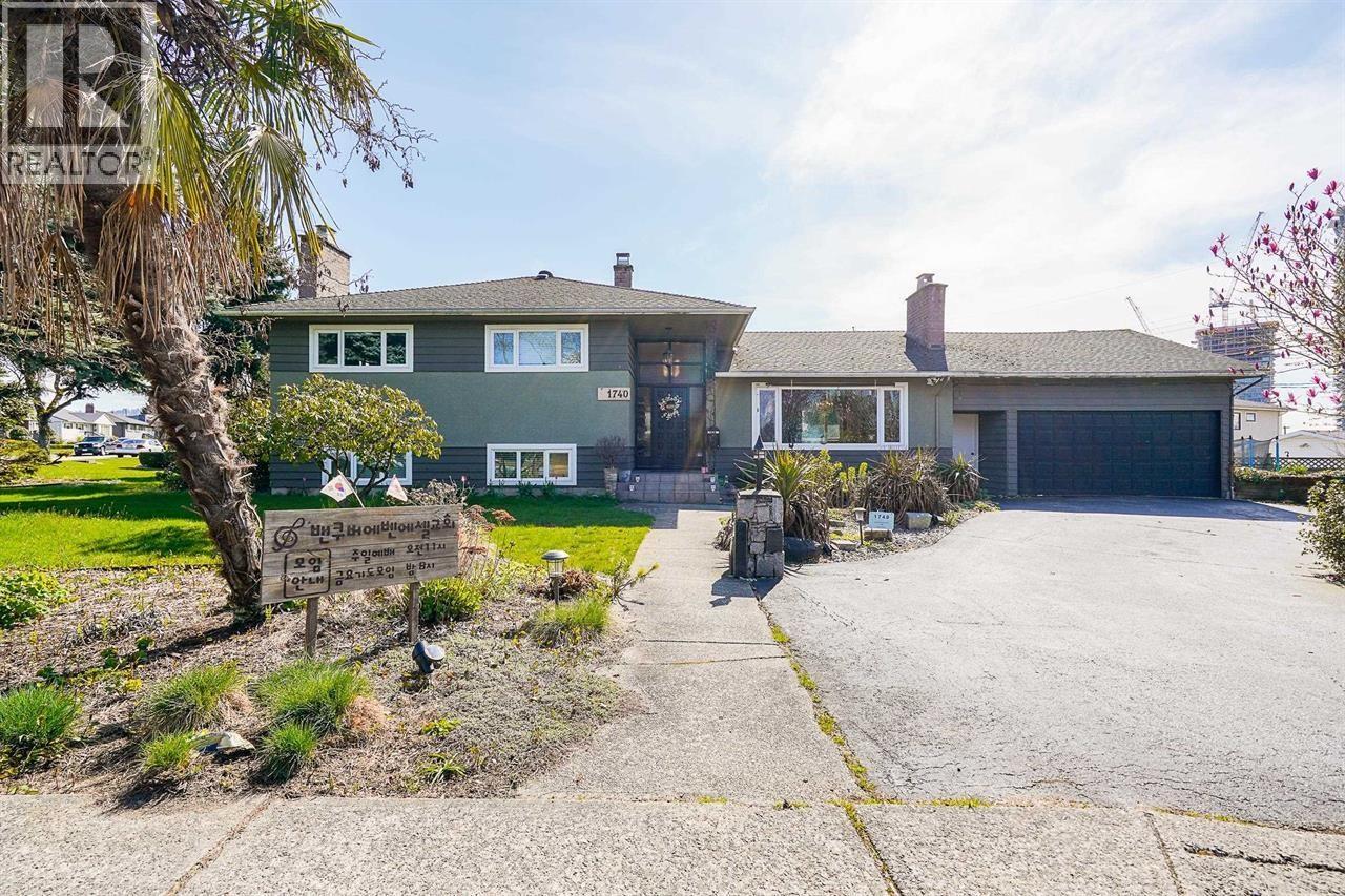 1740 Beta Avenue, Burnaby, British Columbia  V5C 5M7 - Photo 1 - R3104114