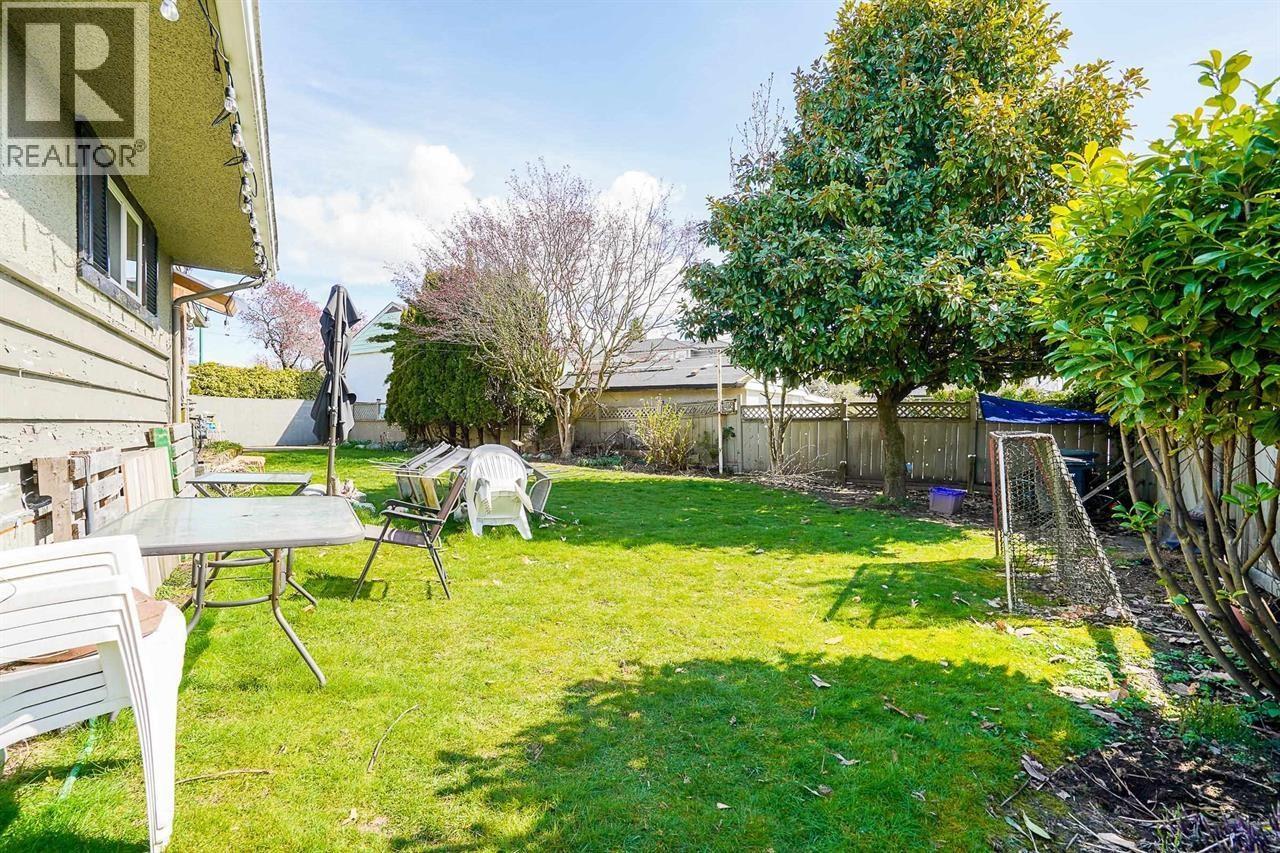 1740 Beta Avenue, Burnaby, British Columbia  V5C 5M7 - Photo 10 - R3104114