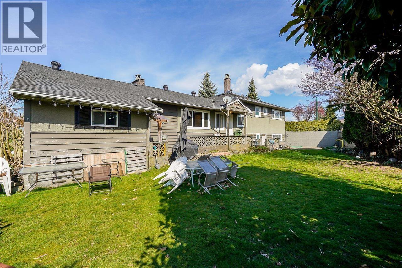 1740 Beta Avenue, Burnaby, British Columbia  V5C 5M7 - Photo 9 - R3104114