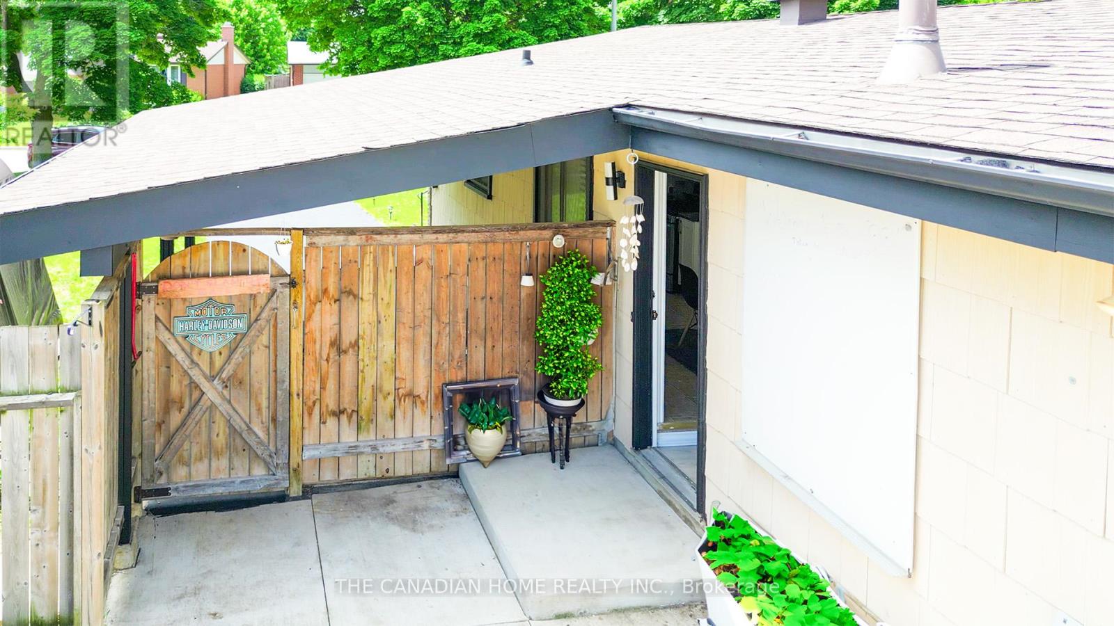 350 Boxbury Drive, Waterloo, Ontario  N2K 1W2 - Photo 14 - X12926704