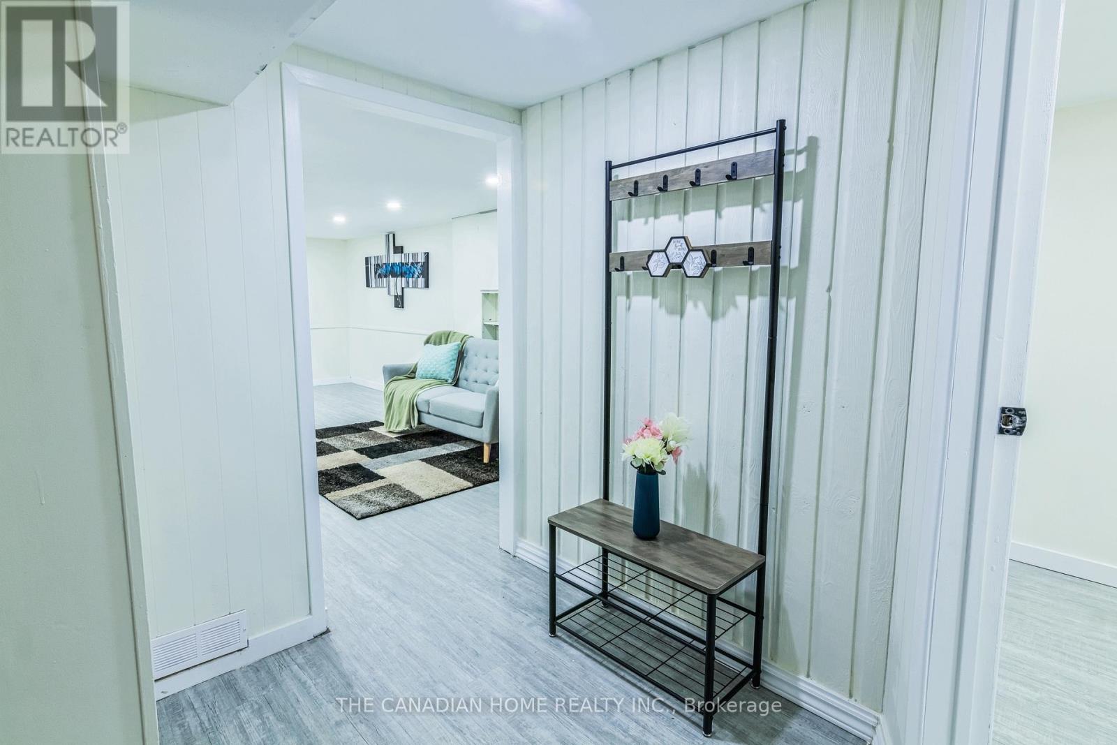 350 Boxbury Drive, Waterloo, Ontario  N2K 1W2 - Photo 16 - X12926704