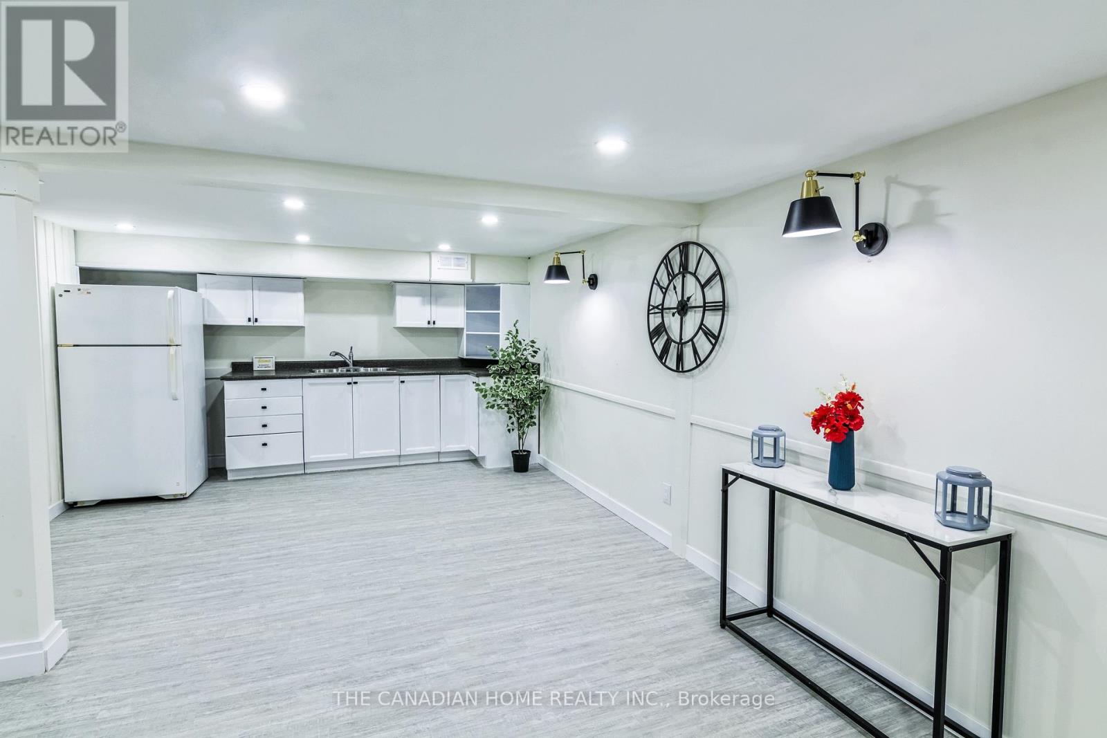 350 Boxbury Drive, Waterloo, Ontario  N2K 1W2 - Photo 19 - X12926704