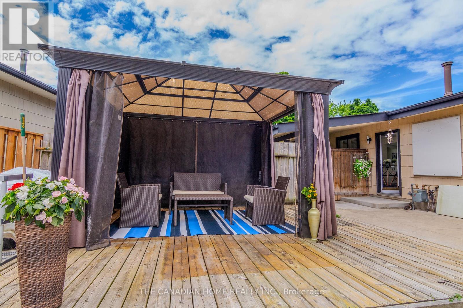 350 Boxbury Drive, Waterloo, Ontario  N2K 1W2 - Photo 24 - X12926704