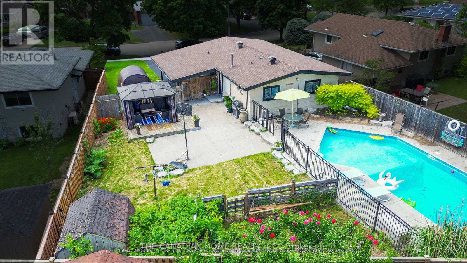 350 Boxbury Drive, Waterloo, Ontario  N2K 1W2 - Photo 26 - X12926704