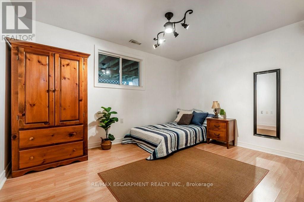 62 Spadara Drive, Hamilton, Ontario  L9B 2K3 - Photo 32 - X12926706