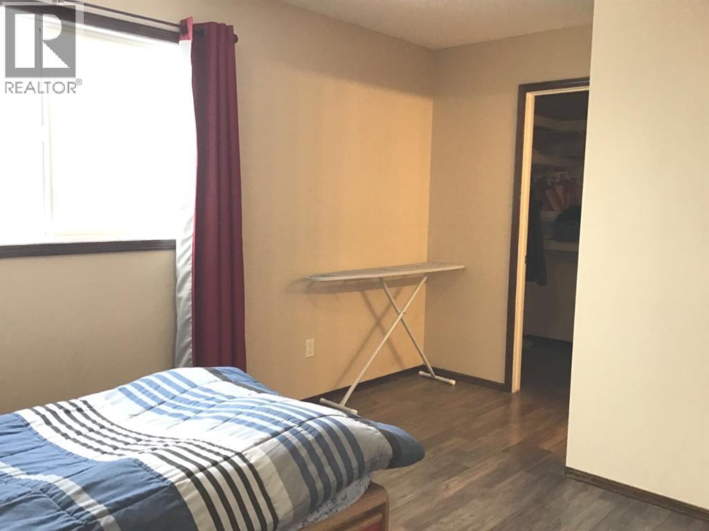 22 Kreiner Crescent, Whitecourt, Alberta  T7S 1X5 - Photo 11 - A2293087