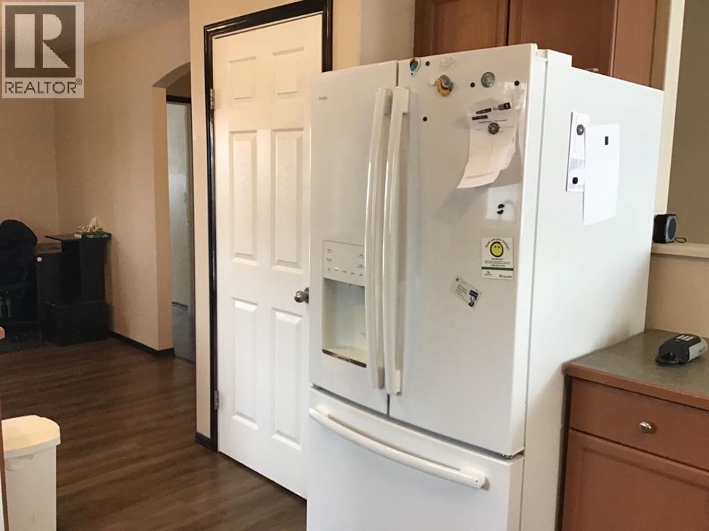 22 Kreiner Crescent, Whitecourt, Alberta  T7S 1X5 - Photo 9 - A2293087