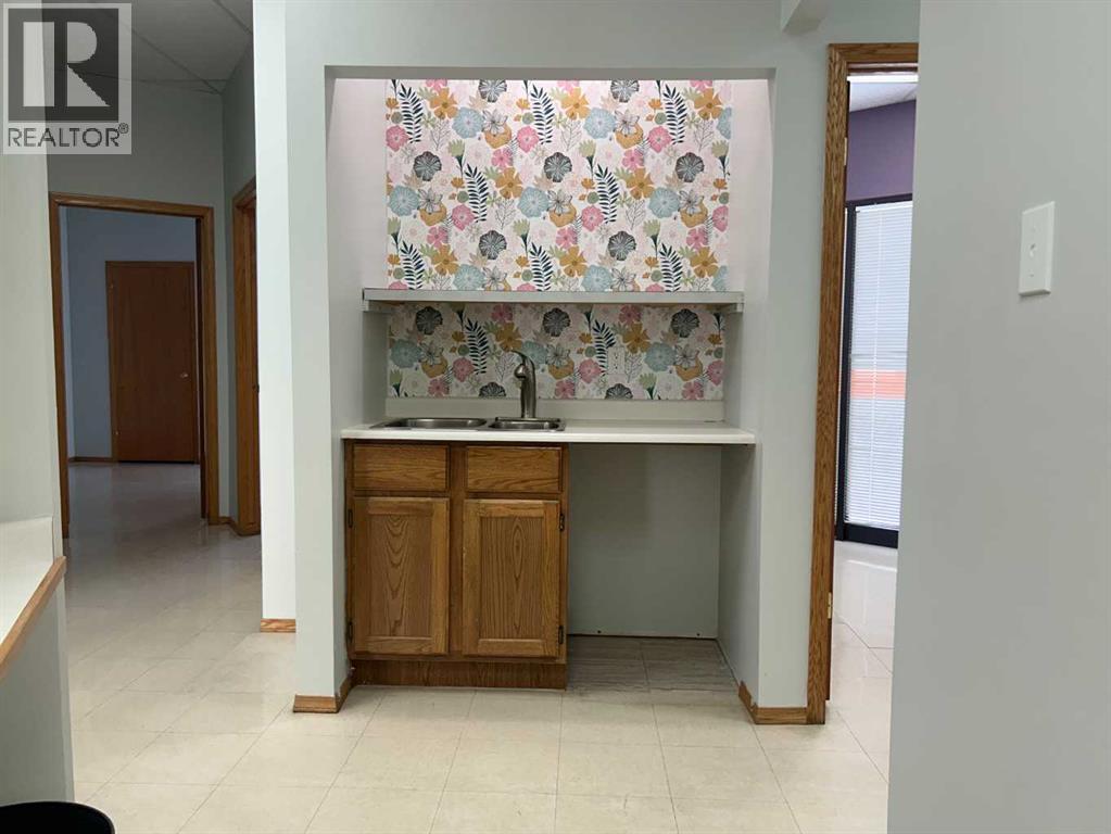 103a, 1501 Dunmore Road Se, Medicine Hat, Alberta  T1A 1Z8 - Photo 6 - A2255921