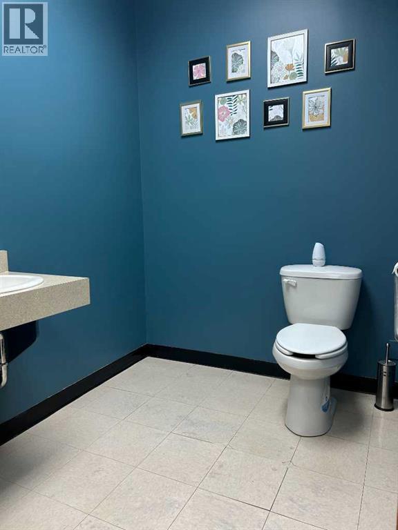 103a, 1501 Dunmore Road Se, Medicine Hat, Alberta  T1A 1Z8 - Photo 5 - A2255921