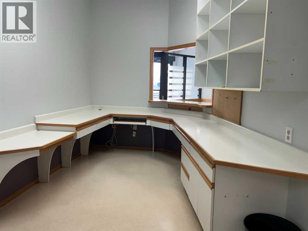 103a, 1501 Dunmore Road Se, Medicine Hat, Alberta  T1A 1Z8 - Photo 3 - A2255921