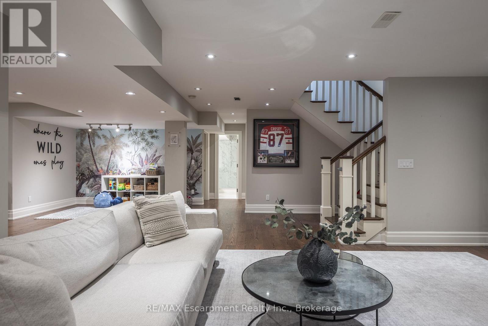 2469 Applewood Drive, Oakville, Ontario  L6L 1V7 - Photo 34 - W12823556