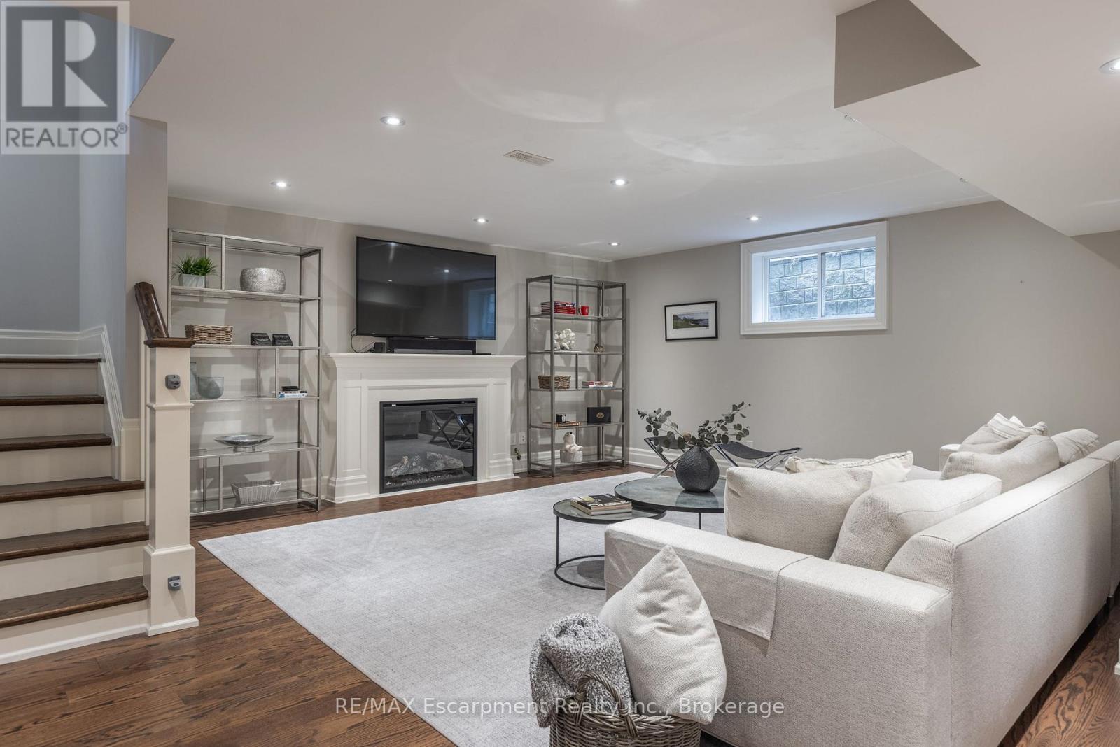 2469 Applewood Drive, Oakville, Ontario  L6L 1V7 - Photo 33 - W12823556