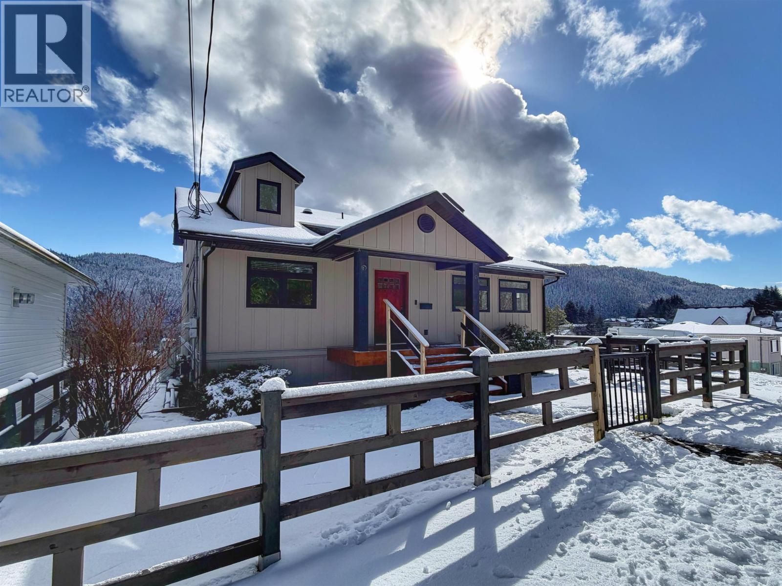 515 W 5TH AVENUE, Prince Rupert, British Columbia