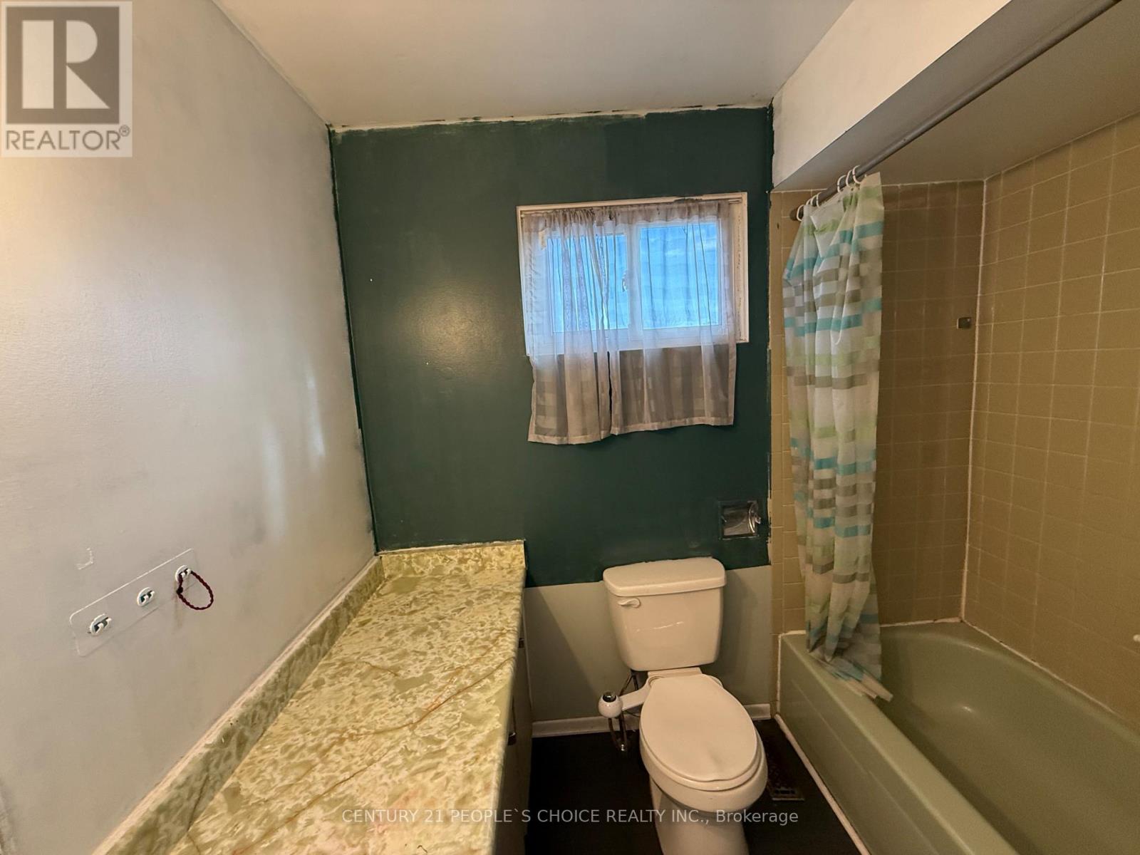 32 Horne Drive, Brampton, Ontario  L6V 2V3 - Photo 16 - W12862182