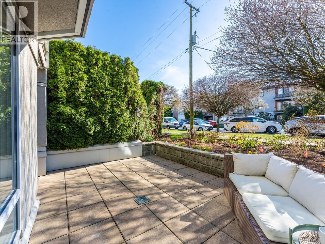 102 2195 W 5th Avenue, Vancouver, British Columbia  V6K 1S1 - Photo 5 - R3104135