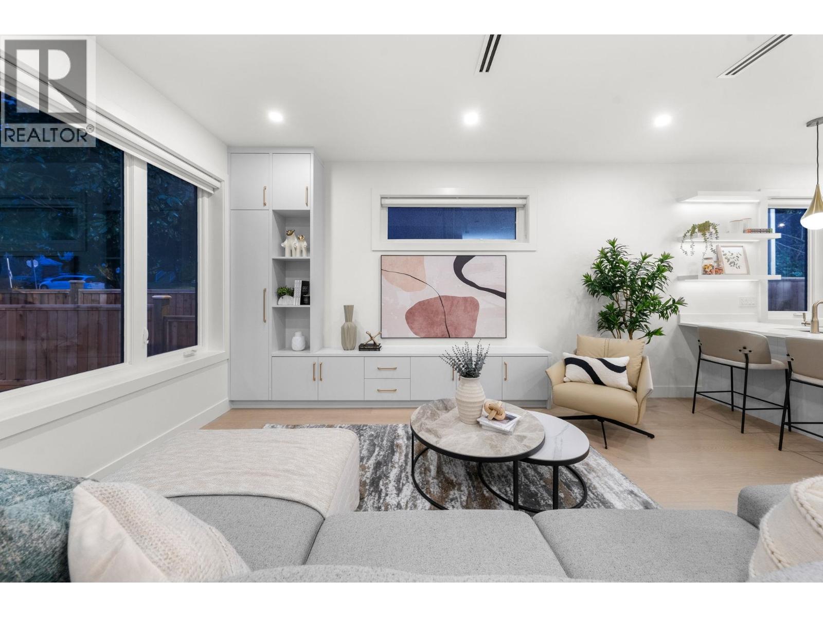 1 1582 E 2nd Avenue, Vancouver, British Columbia  V5N 1C7 - Photo 5 - R3104140