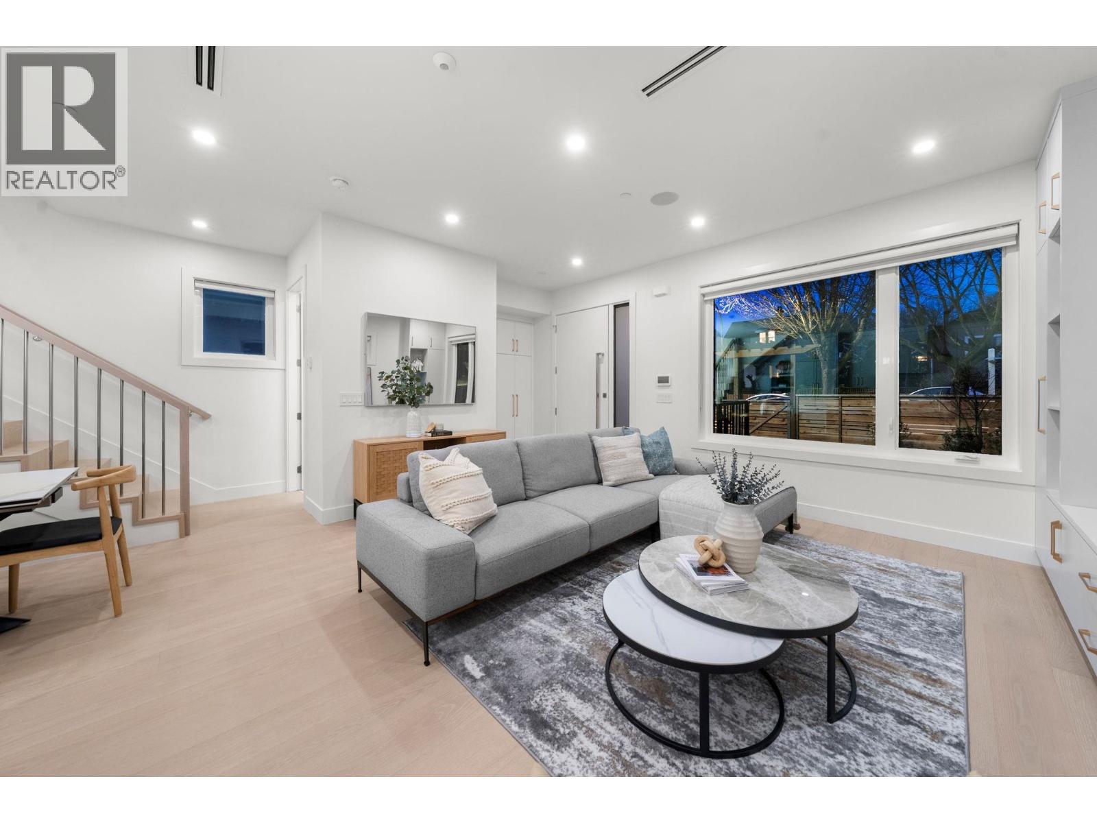 1 1582 E 2nd Avenue, Vancouver, British Columbia  V5N 1C7 - Photo 8 - R3104140