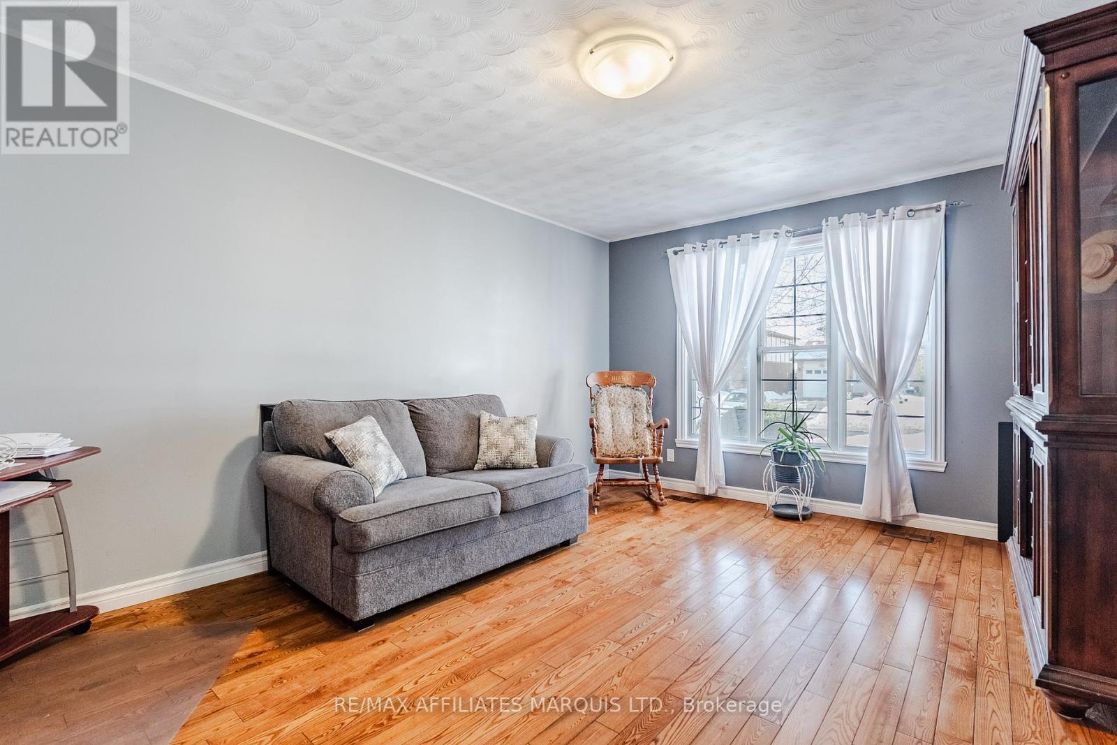 668 Champlain Drive N, Cornwall, Ontario  K6H 6P2 - Photo 6 - X12926772